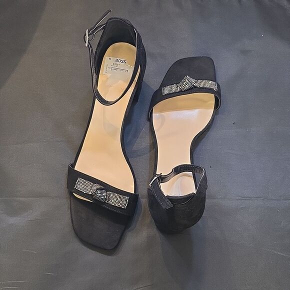 BRAND NEW JONES NEW YORK ANKLE STRAP HEEL with SPARKLE BOW SANDAL - Picture 3 of 15